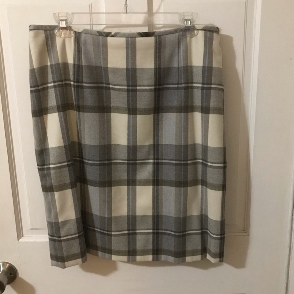Grey plaid work skirt